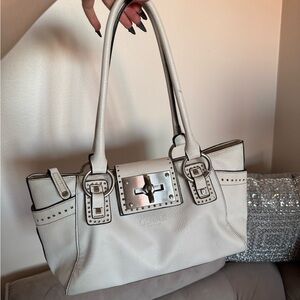 Gu White Leather Bag